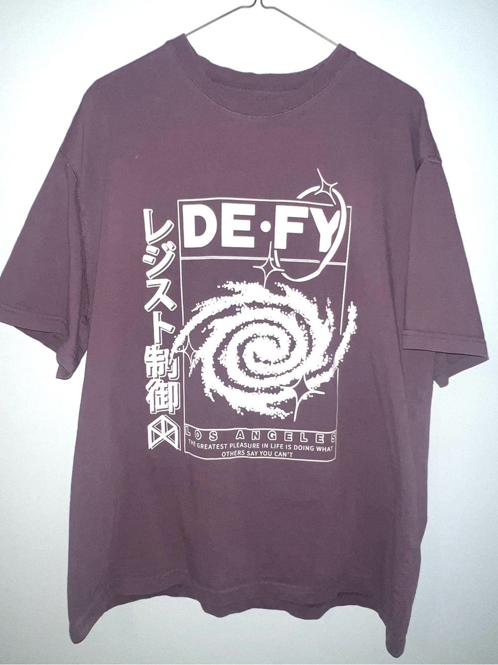 RAWGEAR DE-FY Los Angeles Graphic Logo Purple Tee Men’s Medium Oversized Tshirt